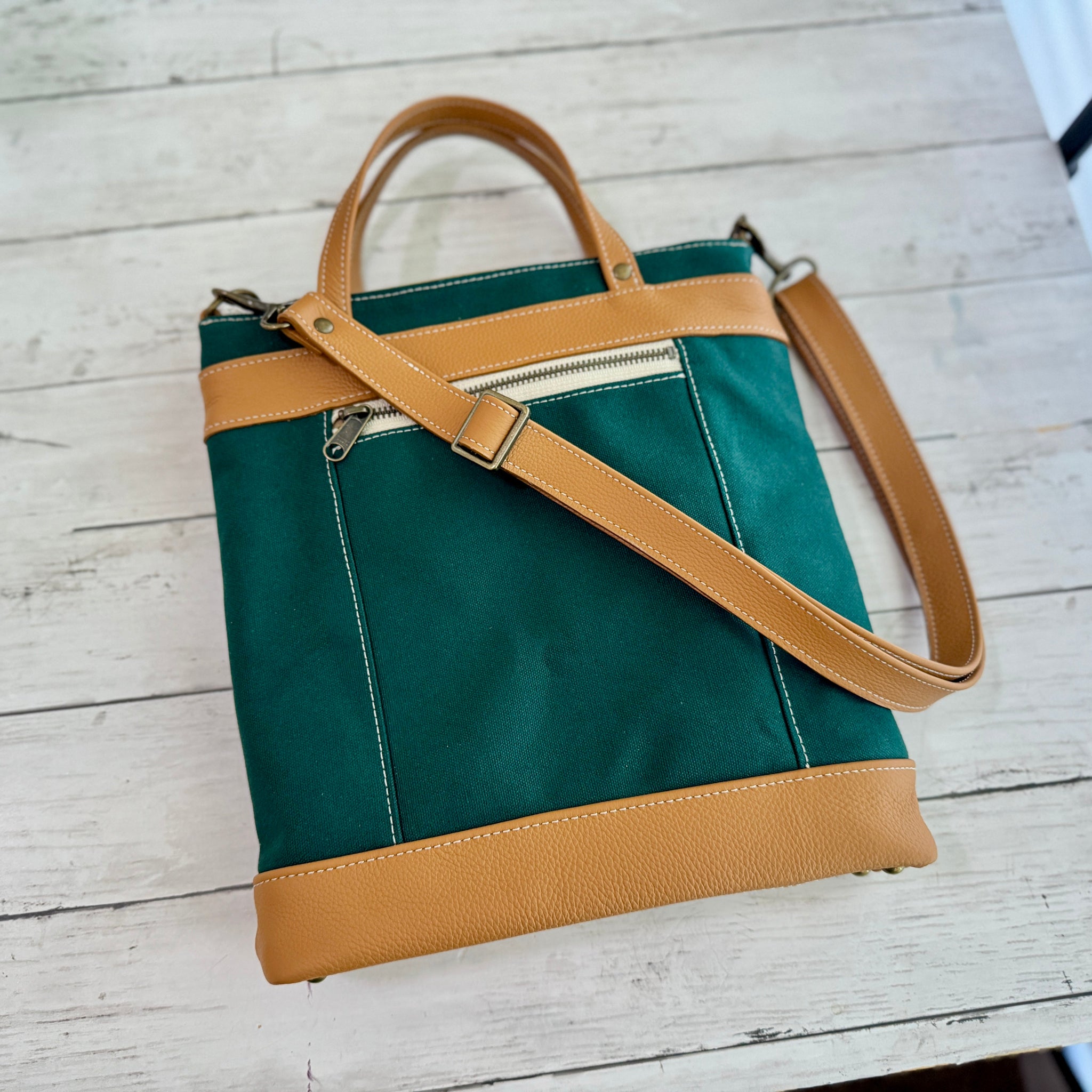VIDEO: Kelley's Custom Packet in Pine and Camel
