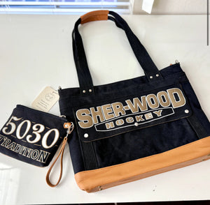 Turning an old hockey bag into an Archive Tote and Wristet (+video)