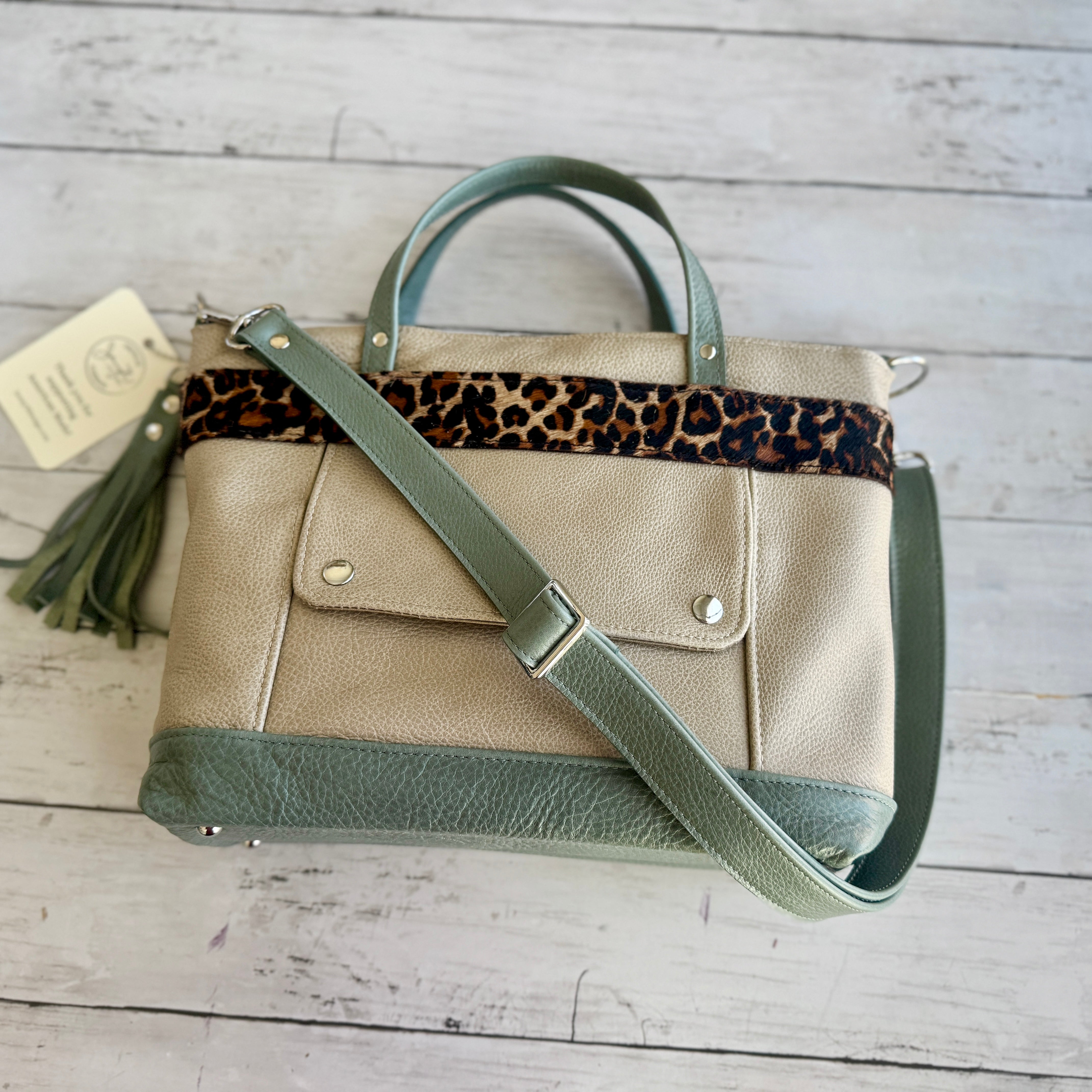 Archive Micro Plus in Wheat, Ocean Mint, Leopard