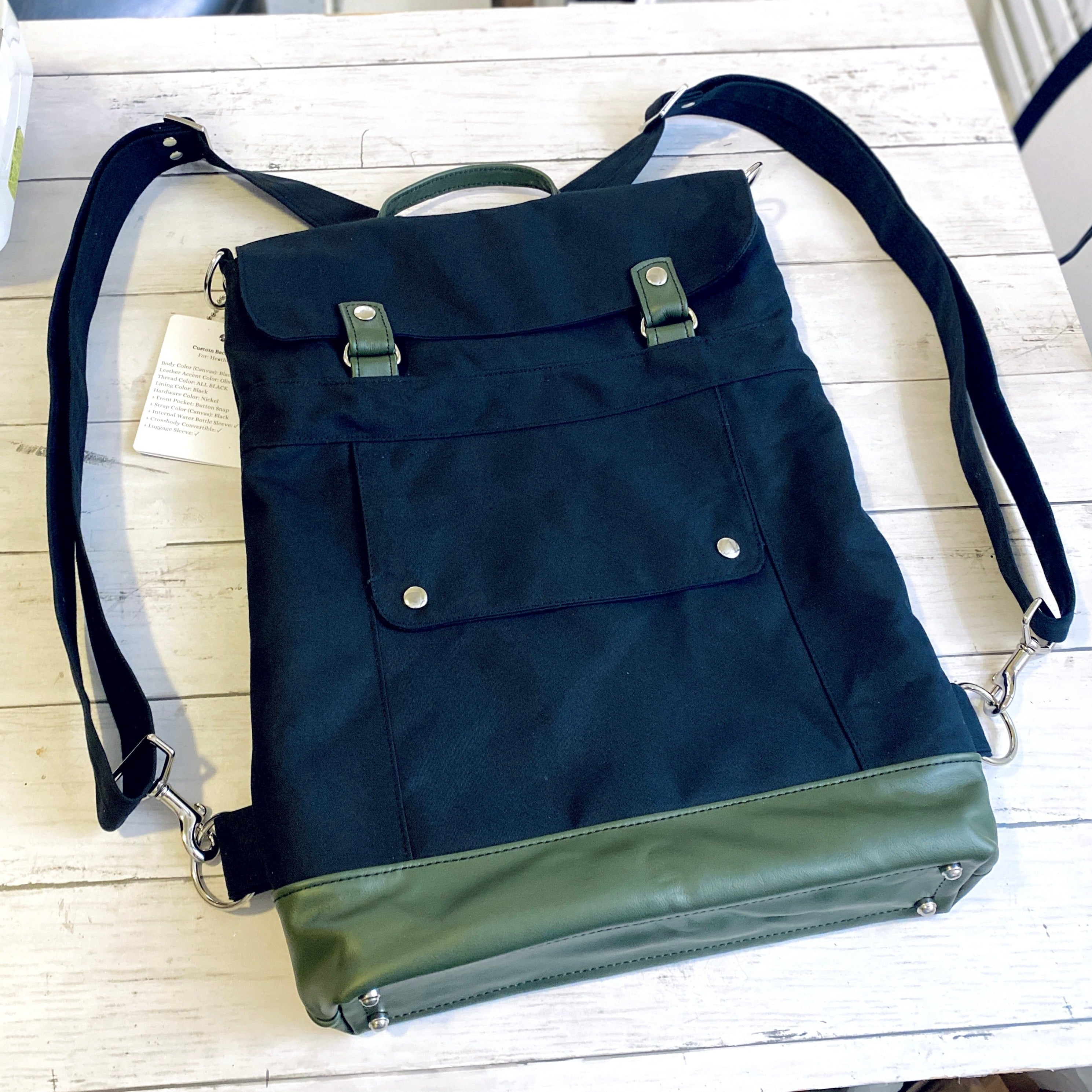 Backpack in Black Canvas, Olive