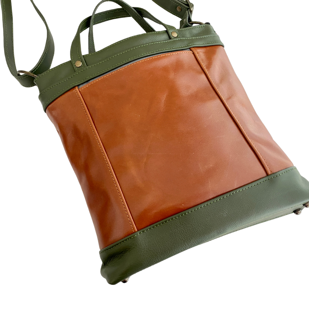 Packet in Cognac, Olive Green, RTS
