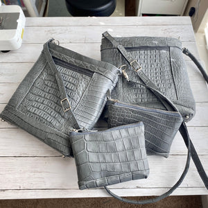 Packet in Hornback Crocodile Leather