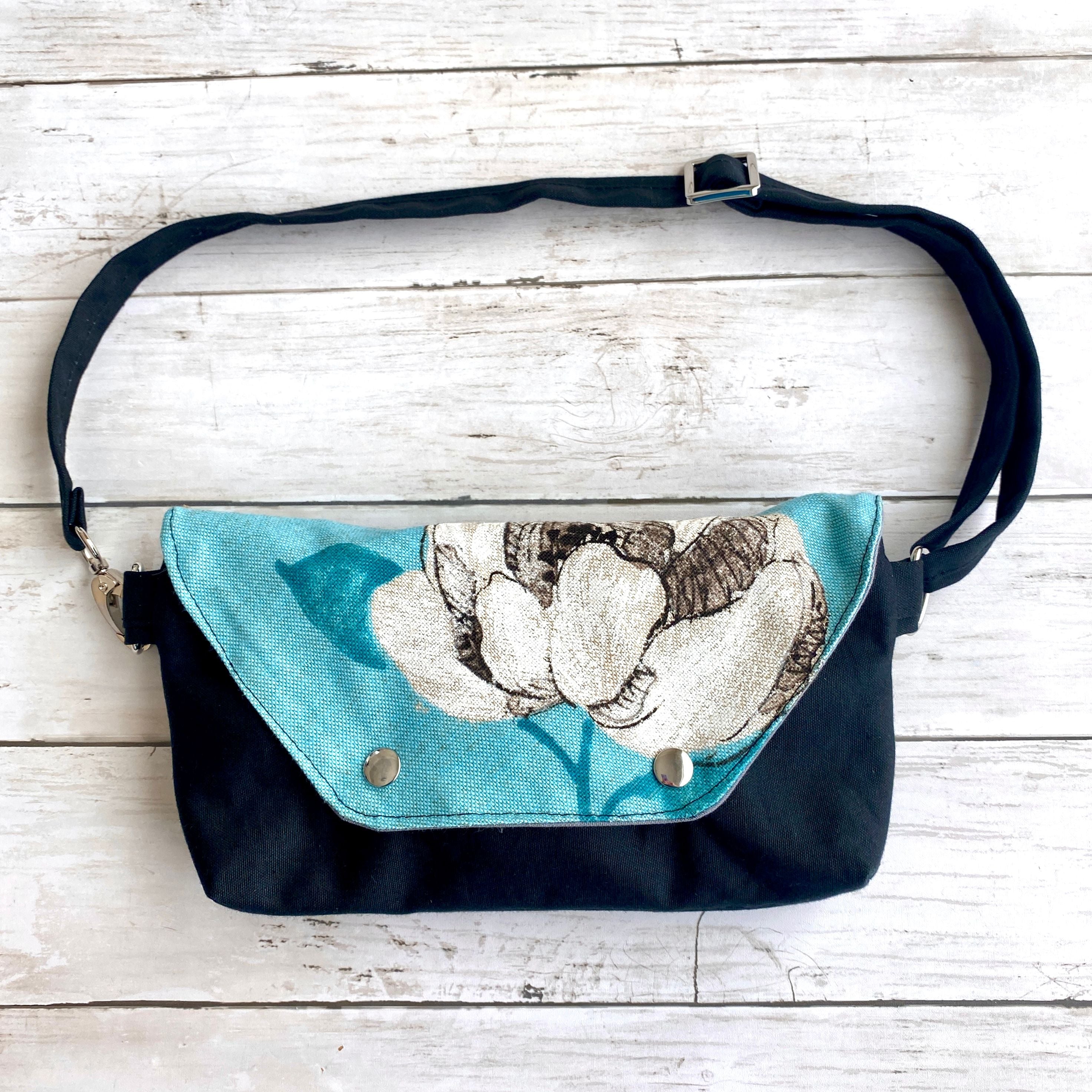 Traveler Fanny Pack in Blue Begonia 1 and Black