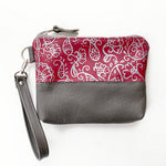 Load image into Gallery viewer, Wristlet in Hand Painted Floral #5
