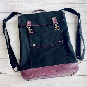 Backpack in Black Canvas, Mulberry