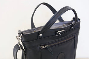 Briefcase in Onyx, Backpack Convertible